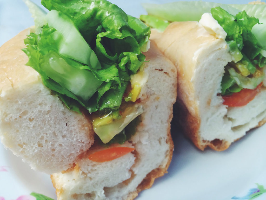 A Guide to Vietnamese Food for Travelers: Banh mi